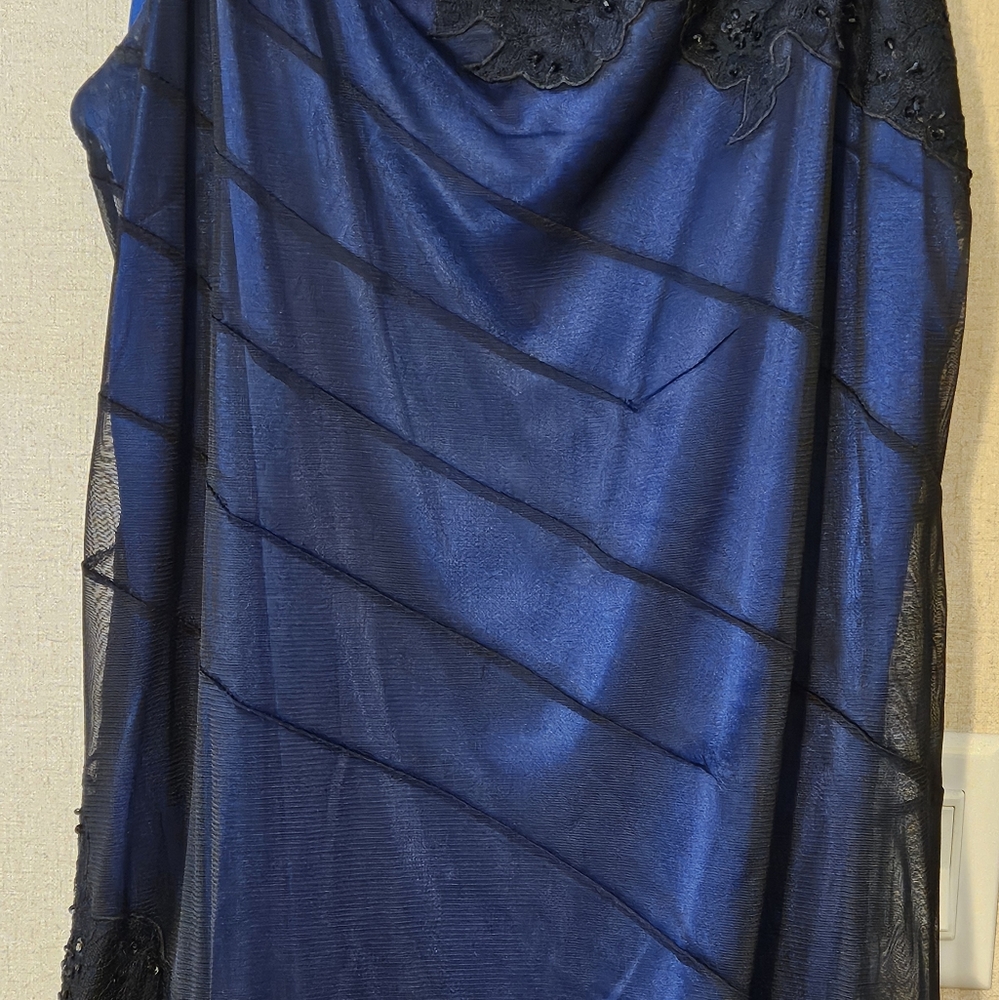 Women's Party Dress. Black and blue. Size XL
